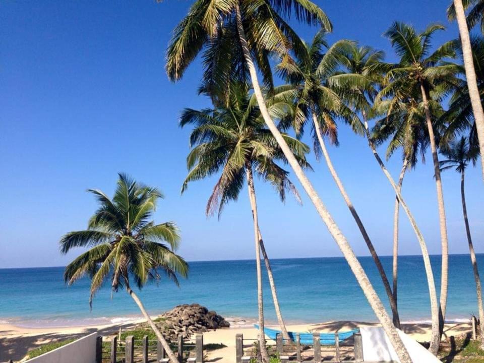 Rainbow Beach Resort أمبالانغودا المظهر الخارجي الصورة